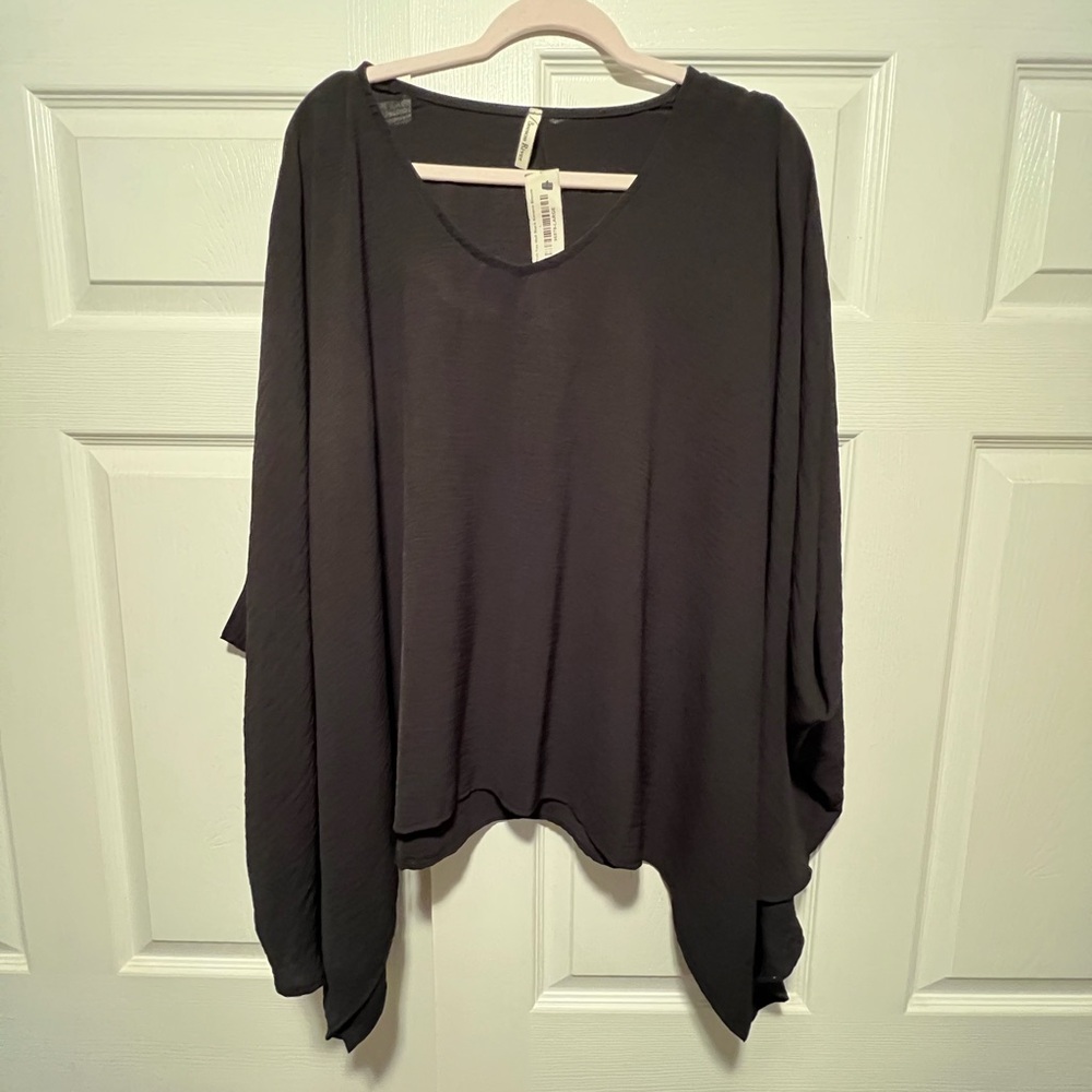Beeson River Charcoal Tunic Top